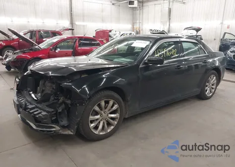 2016 Chrysler 300 Limited из США, поврежденный, VIN 2C3CCARG8GH208695